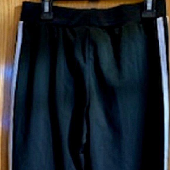 NWT Adidas Girls' Pull-On Jogger Pants Black White Side Stripes Sz: M (10/12) - Picture 3 of 7